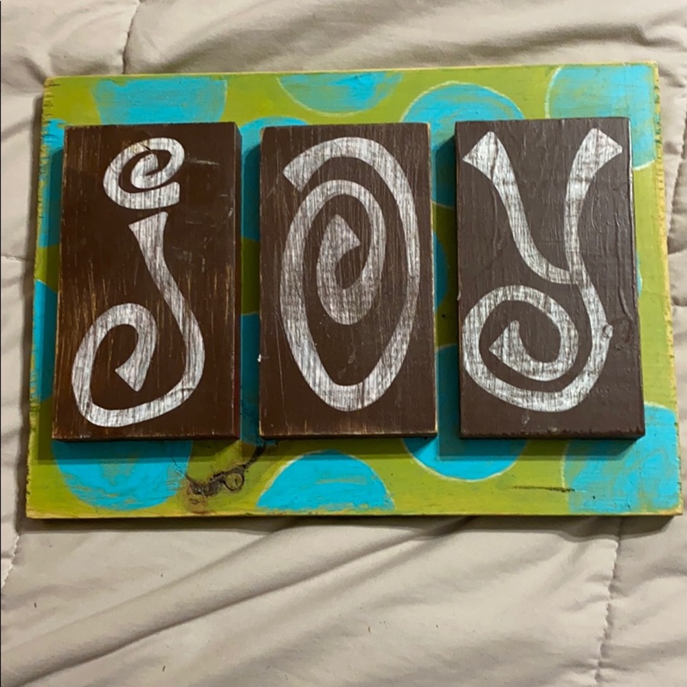 Wall decor
